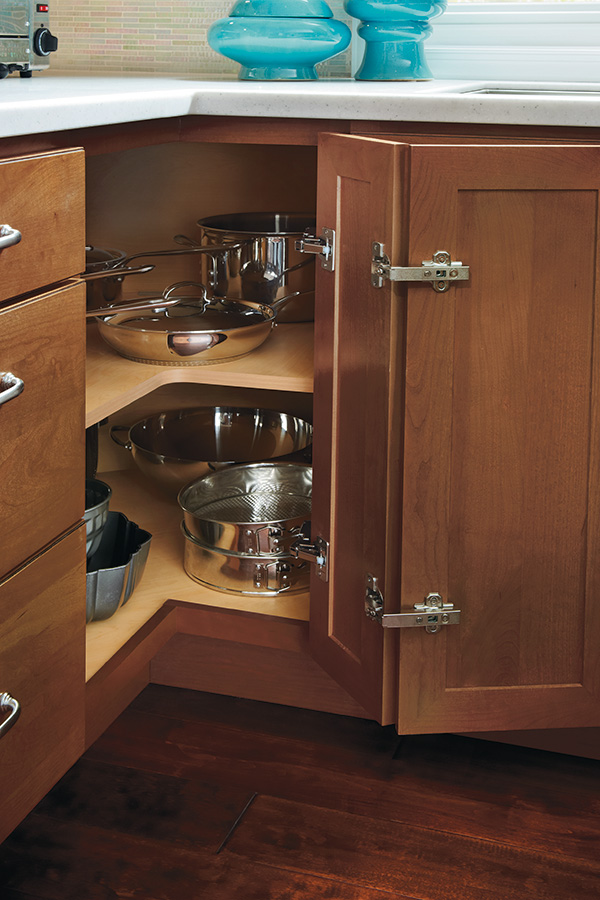 Diamond at Lowes - Organization - Base Pantry Pull-Out