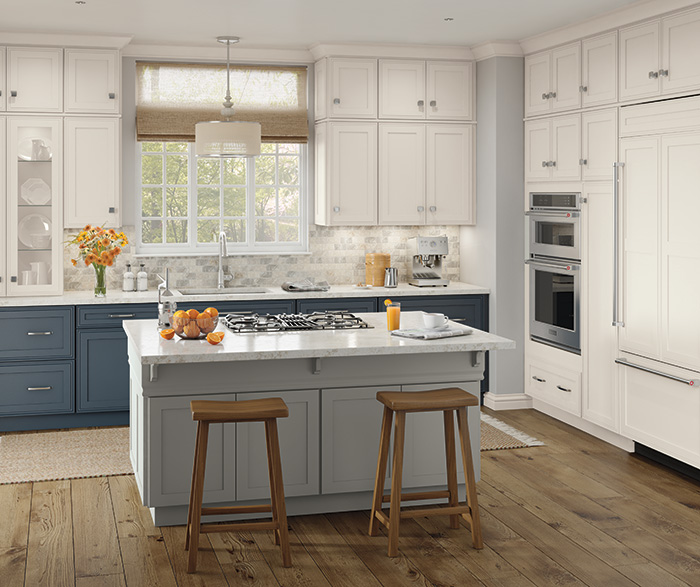 Delta Painted Maritime Icy Avalanche, Are Diamond Kitchen Cabinets Good