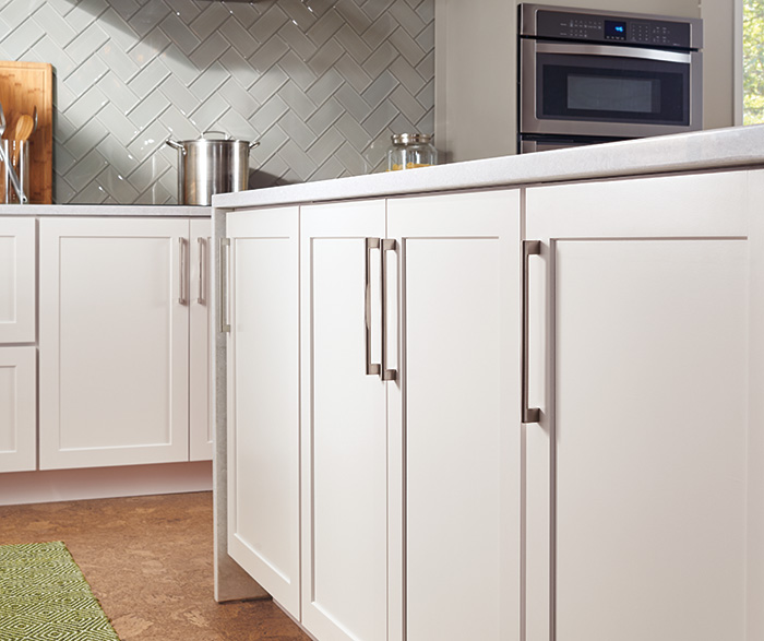 Transitional Kitchen Painted White and Cloud K4